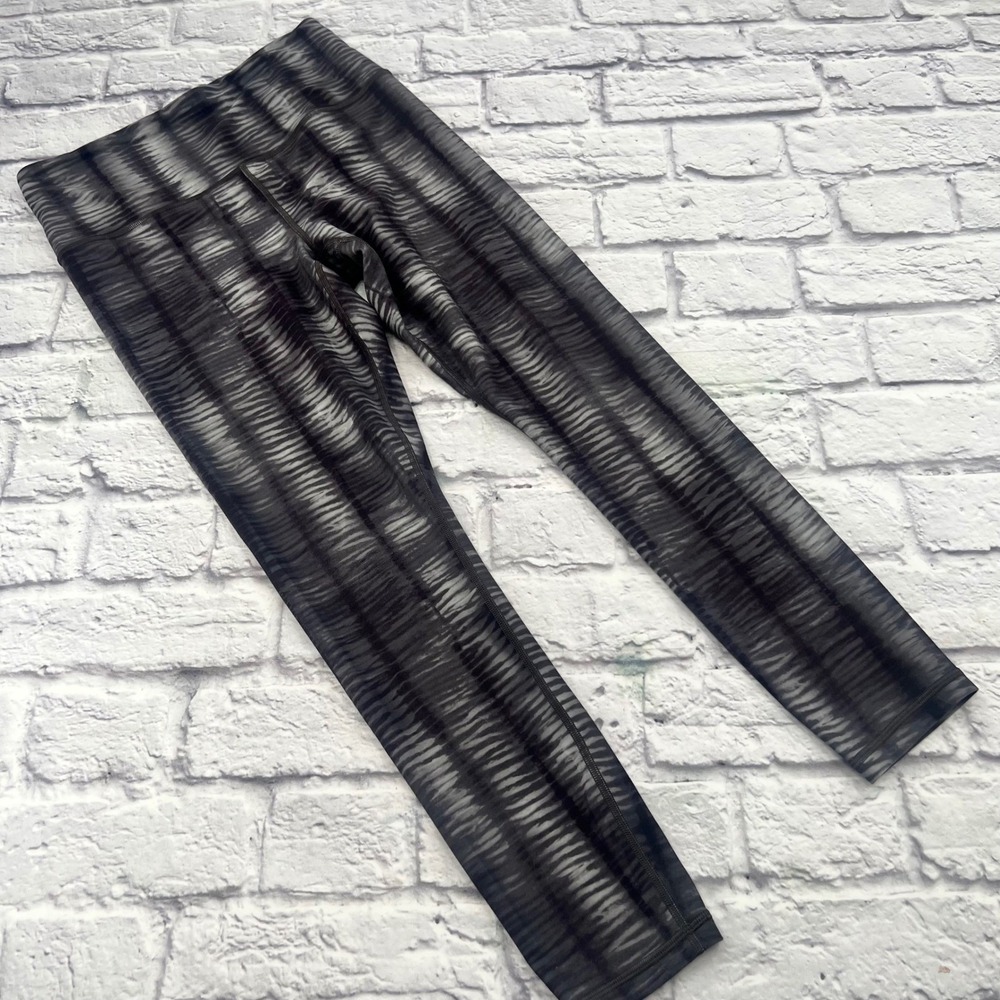Athleta Elation 7/8 Tight Legging Women's Size S Gray Tie Dye Print Athleisure
